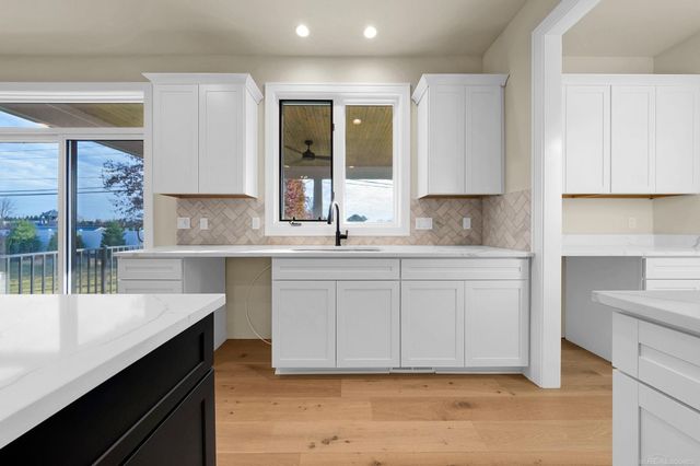 54778 Camden Court, Shelby Twp, MI 48316