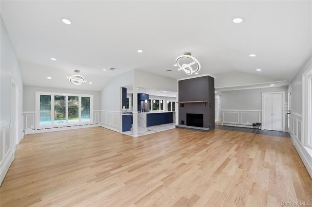 12 E Mount Airy Road, Croton-on-hudson, NY 10520