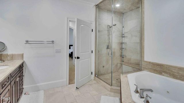 1929 Lyans Drive, La Canada Flintridge, CA 91011