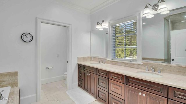 1929 Lyans Drive, La Canada Flintridge, CA 91011