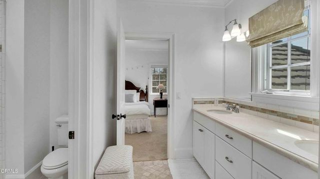 1929 Lyans Drive, La Canada Flintridge, CA 91011