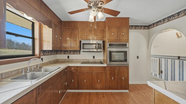 568 S Elm Street, Whitwell, TN 37397