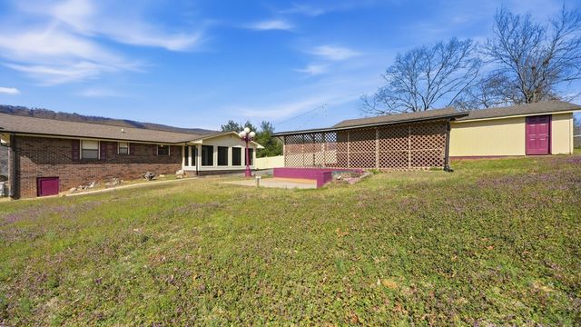 568 S Elm Street, Whitwell, TN 37397