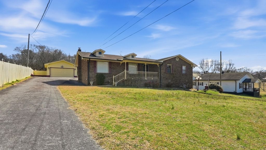 568 S Elm Street, Whitwell, TN 37397