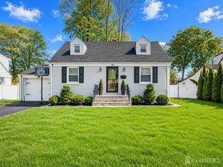 382 Douglas Road, Roselle, NJ 07203