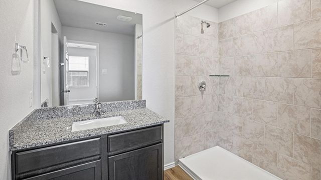 1105 Firewheel DR, Killeen, TX 76543