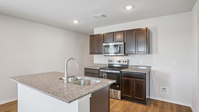 1105 Firewheel DR, Killeen, TX 76543