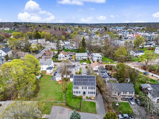 23 Gammon St, Brockton, MA 02301