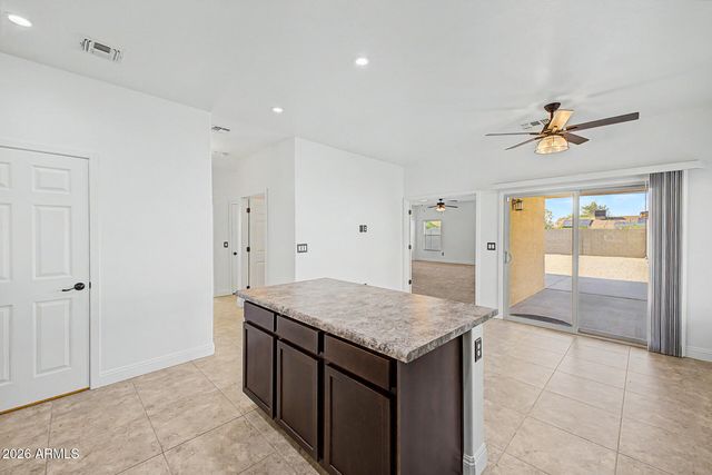 2552 E ATLANTA Avenue, Phoenix, AZ 85040