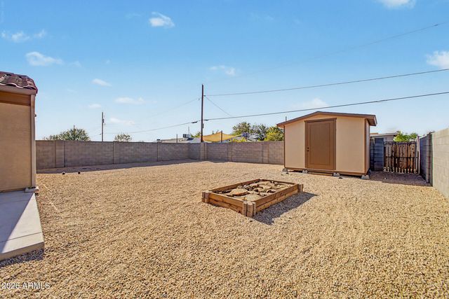2552 E ATLANTA Avenue, Phoenix, AZ 85040
