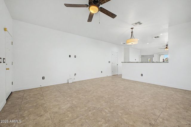 2552 E ATLANTA Avenue, Phoenix, AZ 85040