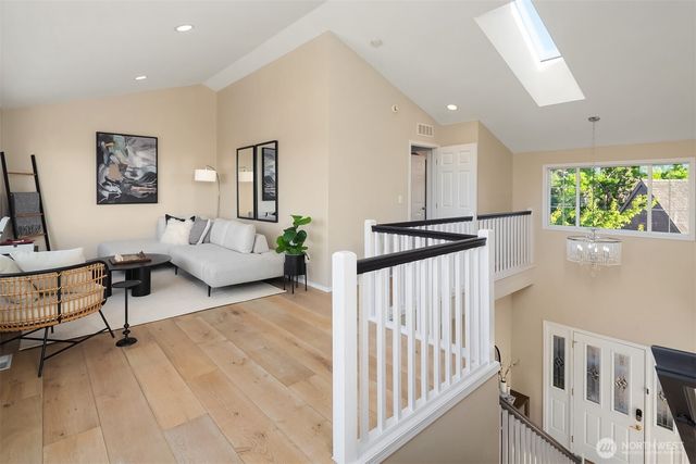 2112 N 64th Street, Seattle, WA 98103