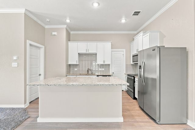 3257 Starflower, New Braunfels, TX 78130