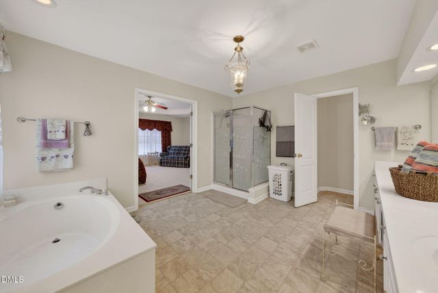 7733 Silver View Lane, Raleigh, NC 27613
