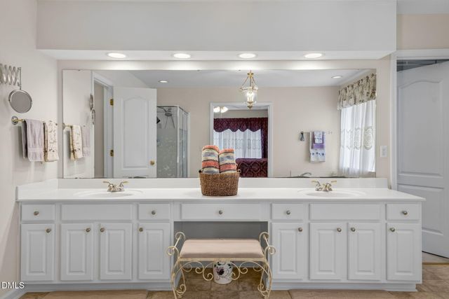 7733 Silver View Lane, Raleigh, NC 27613