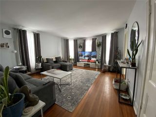 19 Vernon Avenue, Newport, RI 02840