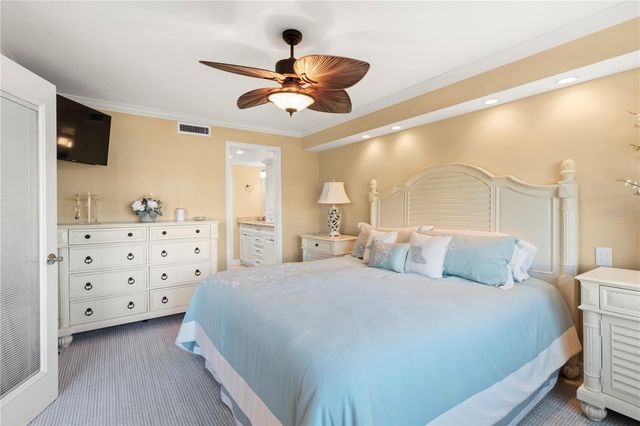 5790 MIDNIGHT PASS ROAD 208, Sarasota, FL 34242