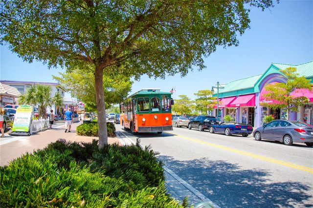 5790 MIDNIGHT PASS ROAD 208, Sarasota, FL 34242