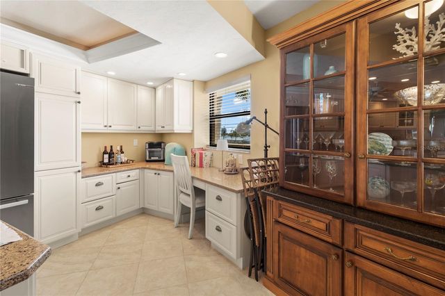 5790 MIDNIGHT PASS ROAD 208, Sarasota, FL 34242