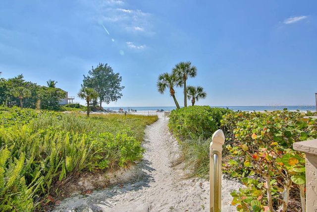 5790 MIDNIGHT PASS ROAD 208, Sarasota, FL 34242