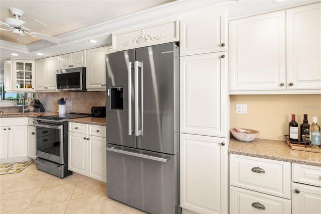 5790 MIDNIGHT PASS ROAD 208, Sarasota, FL 34242