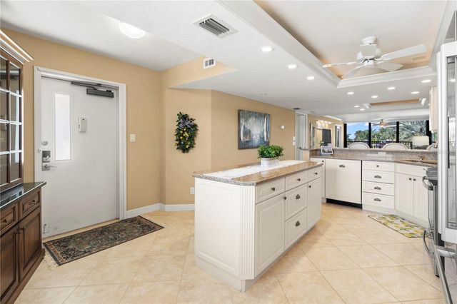 5790 MIDNIGHT PASS ROAD 208, Sarasota, FL 34242