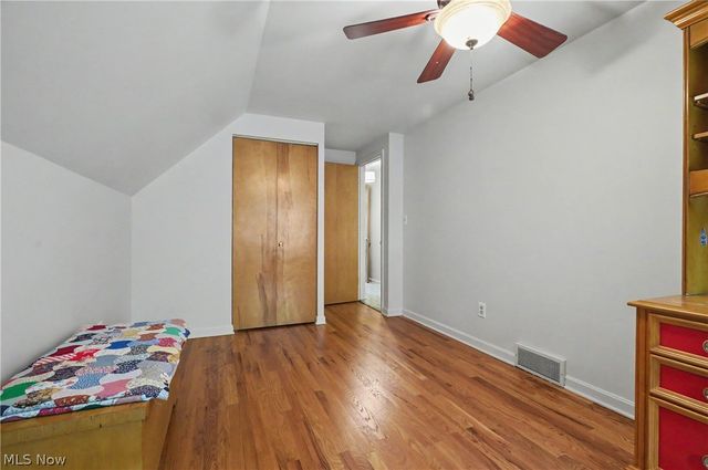 2920 Carters Grove Road, Cuyahoga Falls, OH 44223