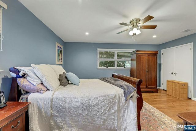 609 Echo Glen Avenue, River Vale, NJ 07675