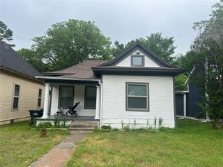 1006 W Chestnut Street, Denison, TX 75020