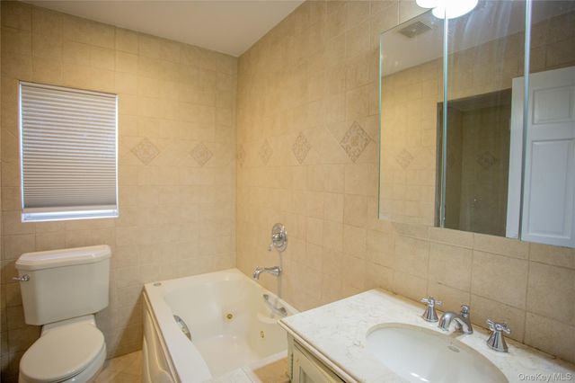 540 E Chester Street, Long Beach, NY 11561