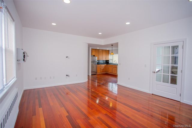 540 E Chester Street, Long Beach, NY 11561