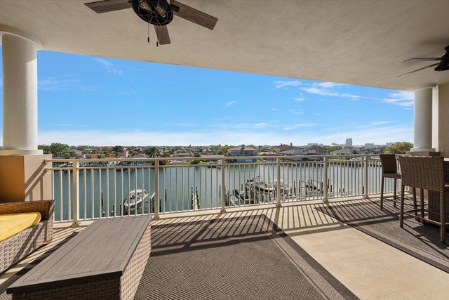 125 ISLAND WAY 402, Clearwater Beach, FL 33767