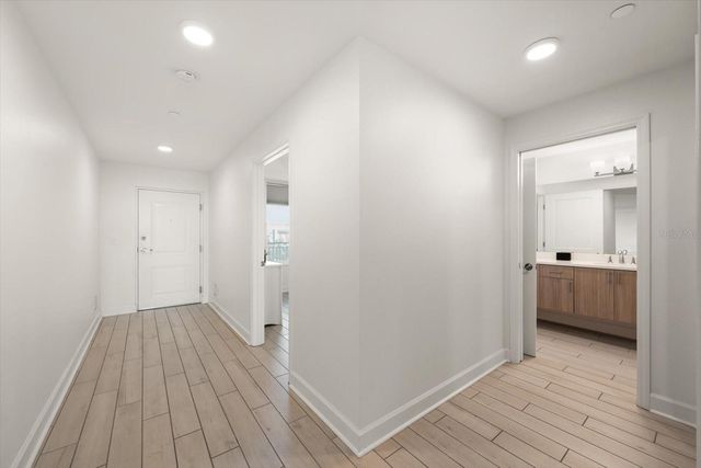 125 ISLAND WAY 402, Clearwater Beach, FL 33767