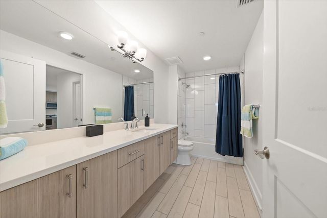 125 ISLAND WAY 402, Clearwater Beach, FL 33767