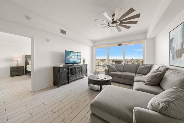 125 ISLAND WAY 402, Clearwater Beach, FL 33767