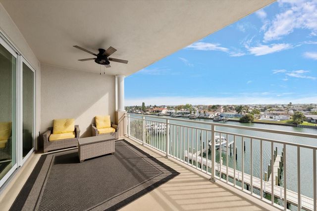 125 ISLAND WAY 402, Clearwater Beach, FL 33767