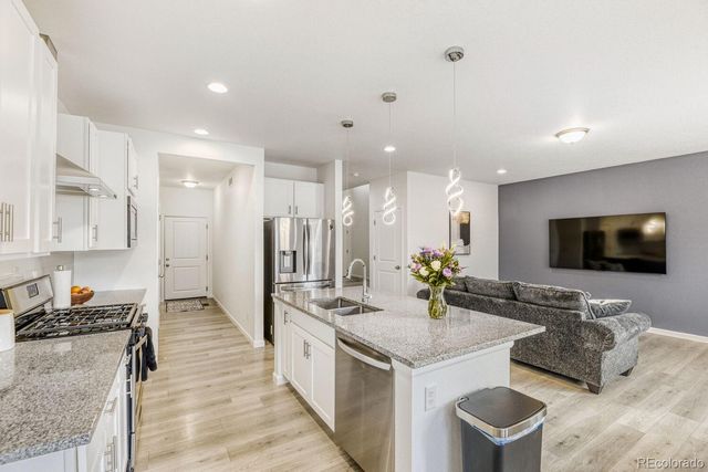 555 Whisper Wind Lane, Castle Rock, CO 80104