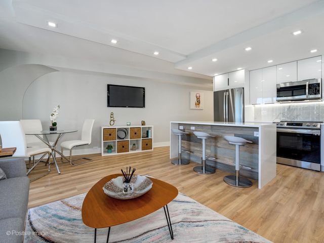 300 N State Street 5125, Chicago, IL 60654