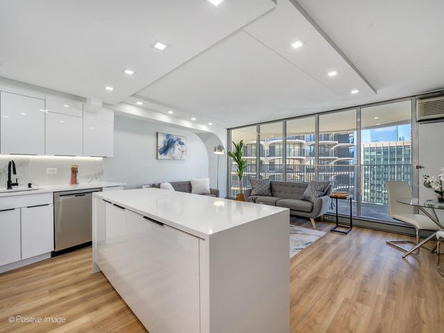 300 N State Street 5125, Chicago, IL 60654