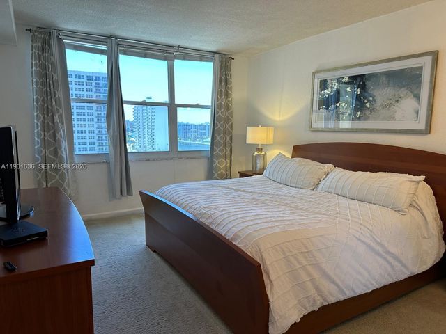 2501 S Ocean Drive 1033, Hollywood, FL 33019
