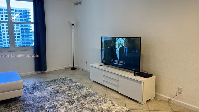 2501 S Ocean Drive 1033, Hollywood, FL 33019