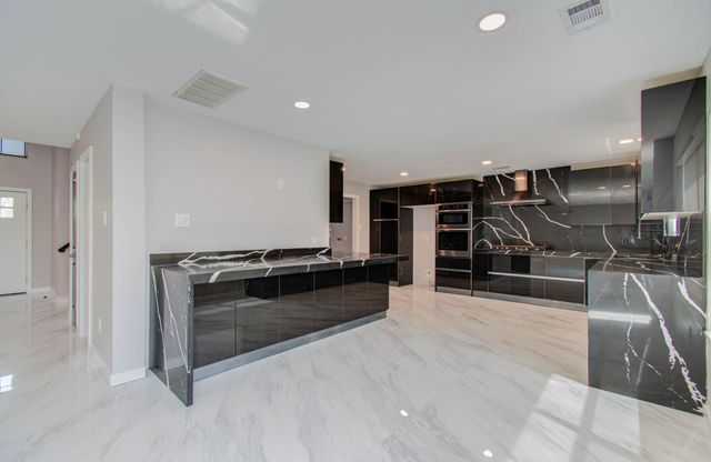 21922 Gold Leaf Trail, Cypress, TX 77433