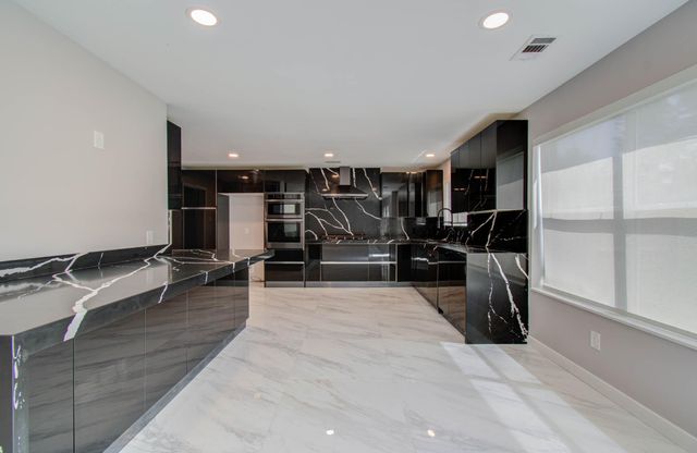 21922 Gold Leaf Trail, Cypress, TX 77433