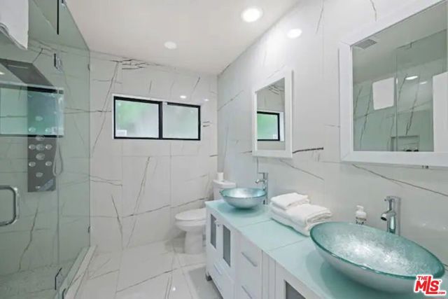 2617 S Beverly Drive, Los Angeles, CA 90034