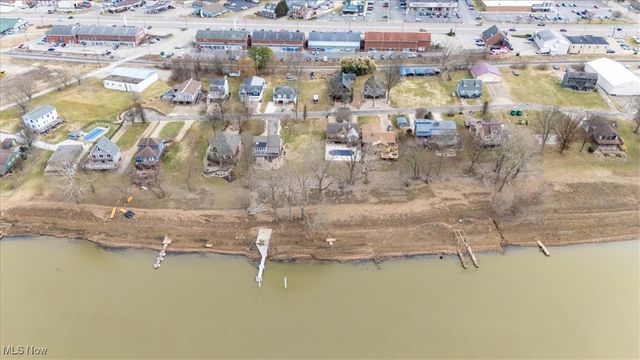 11 & 27 Anns Drive, Vienna, WV 26105