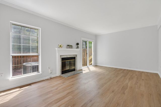 232 FINCHINGFIELD CT, Sterling, VA 20165