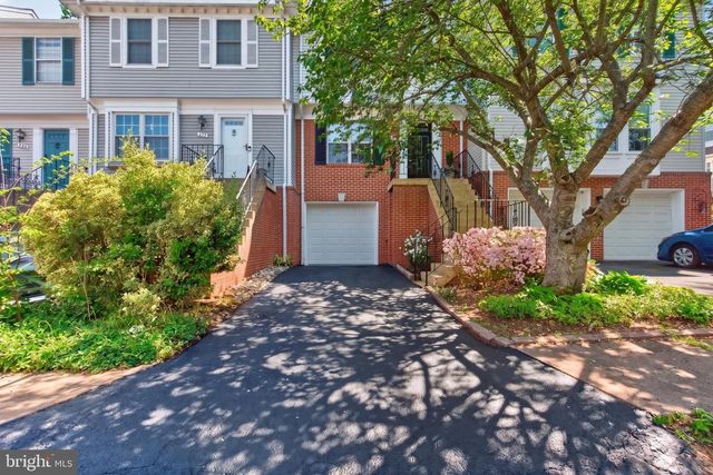 232 FINCHINGFIELD CT, Sterling, VA 20165