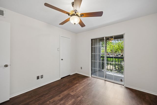 18333 Roehampton Drive 315, Dallas, TX 75252