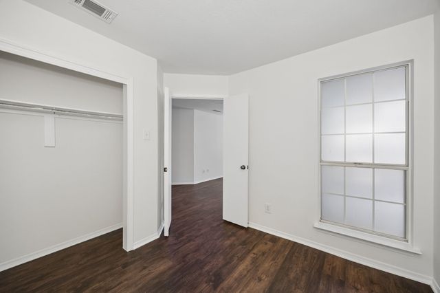 18333 Roehampton Drive 315, Dallas, TX 75252