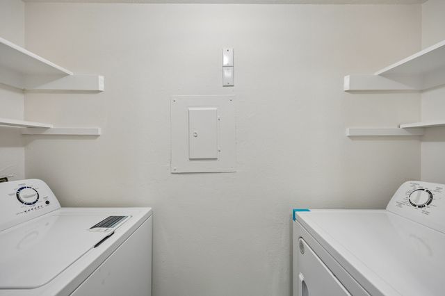 18333 Roehampton Drive 315, Dallas, TX 75252